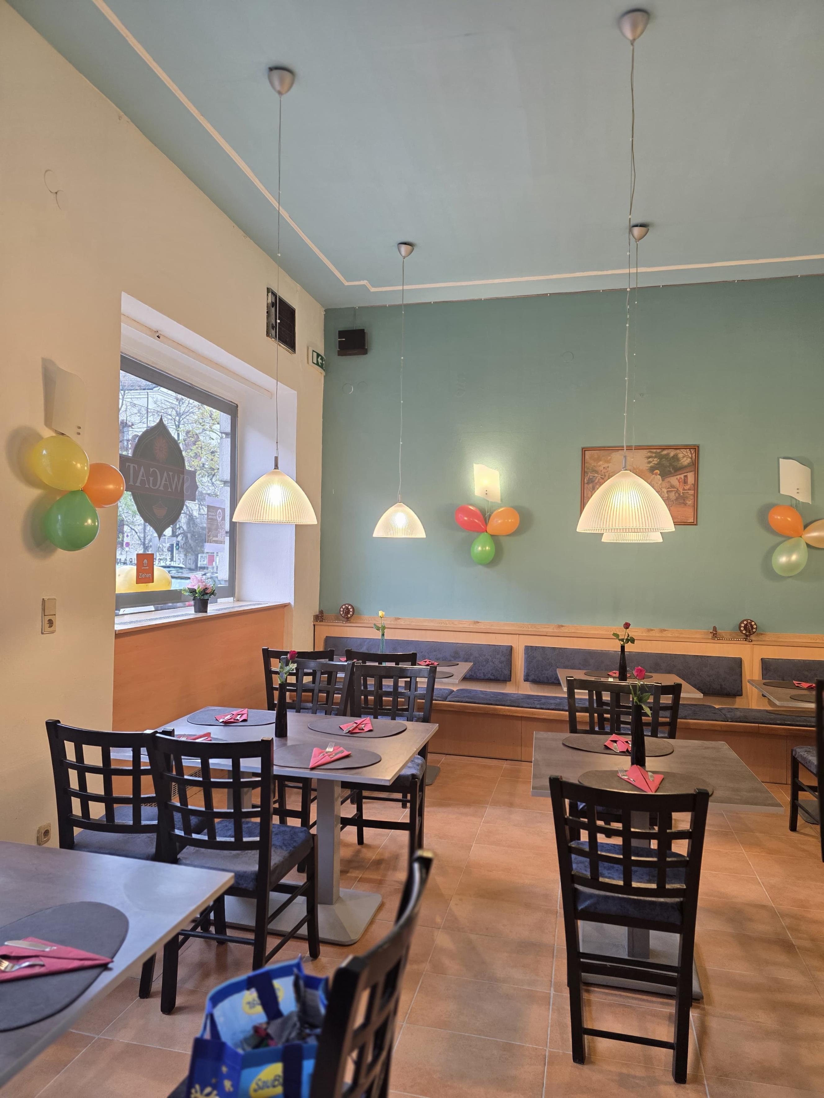 Swagat Indian Restaurant ambiance image 7