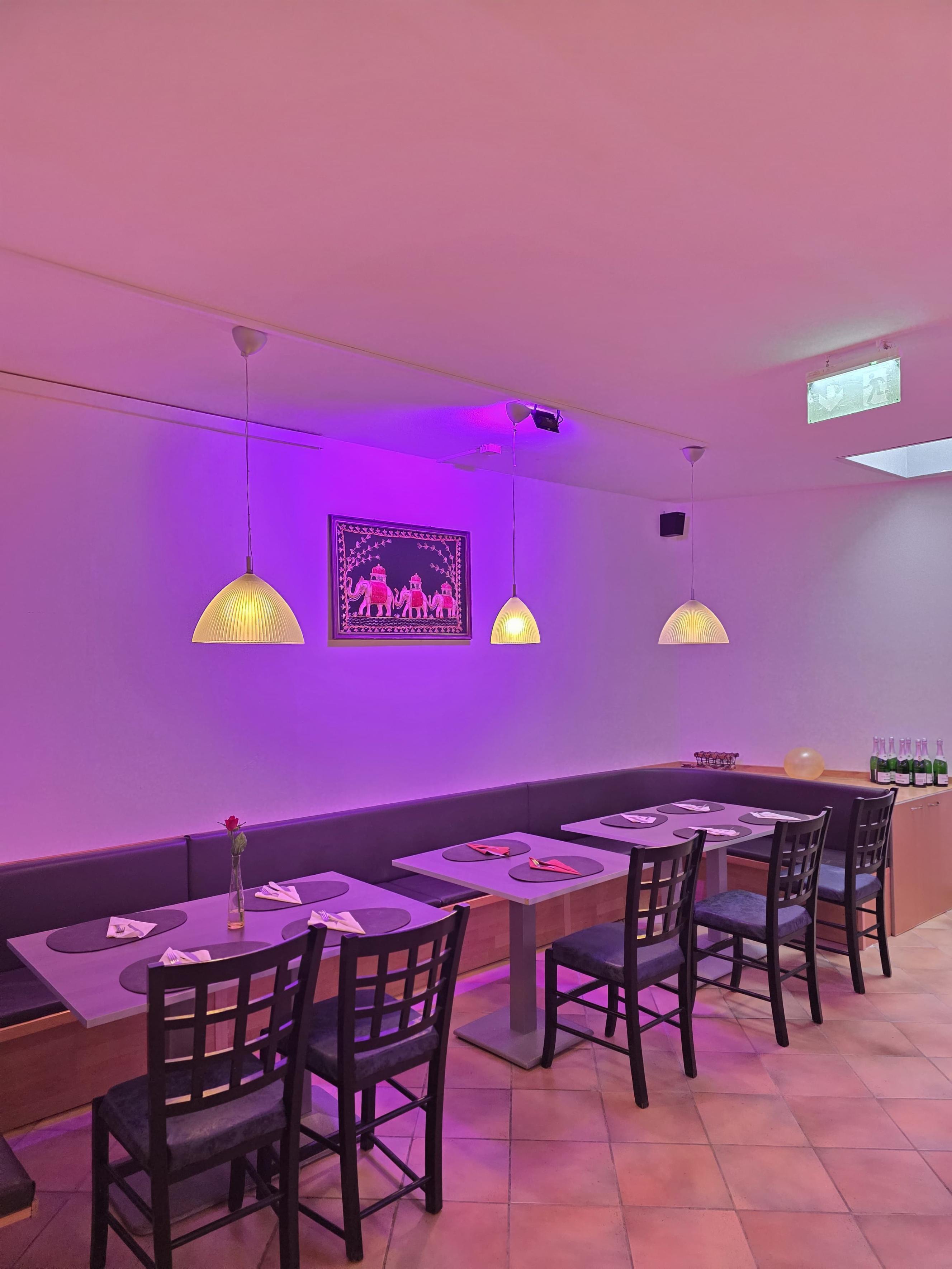 Swagat Indian Restaurant ambiance image 8